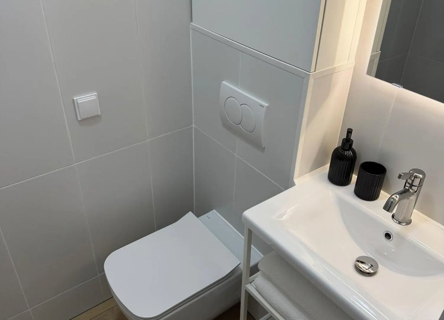 Torunska White Apartment Warsaw 0*,