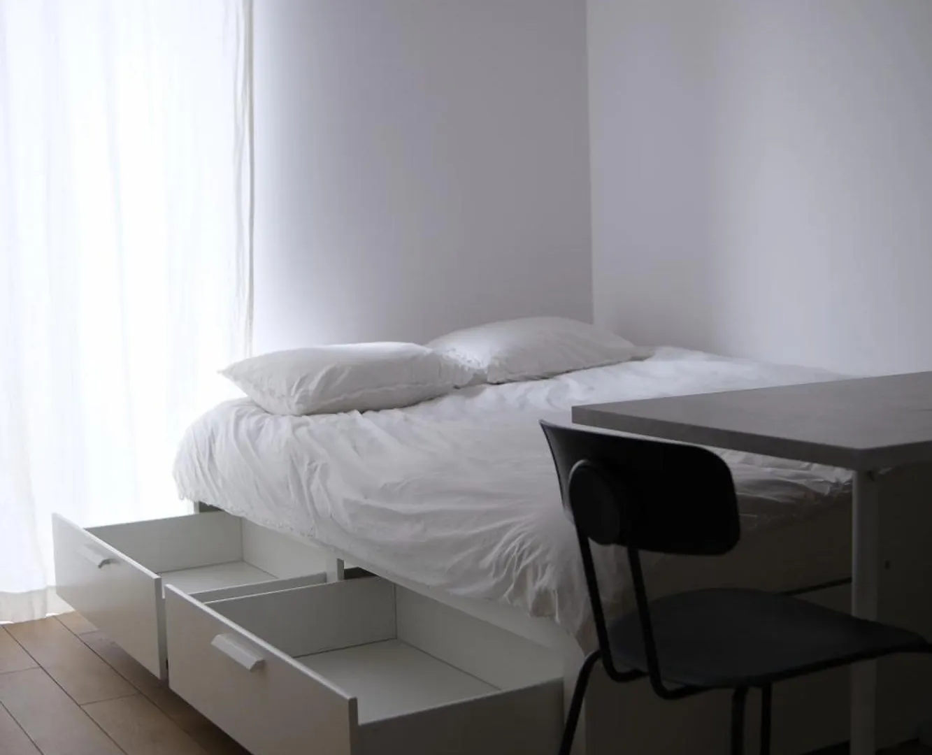 Torunska White Apartment Warsaw